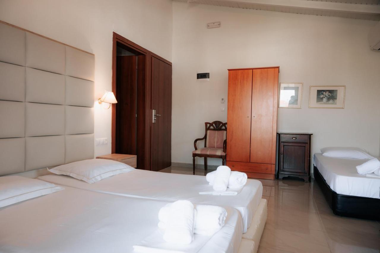 Hotel Platon Beach Olympiakí Aktí Екстериор снимка
